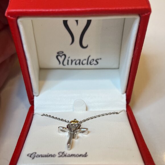 NIB Miracles Sterling Silver Cross with Heart & Halo Pendant on 18" Silver Chain - Picture 4 of 11